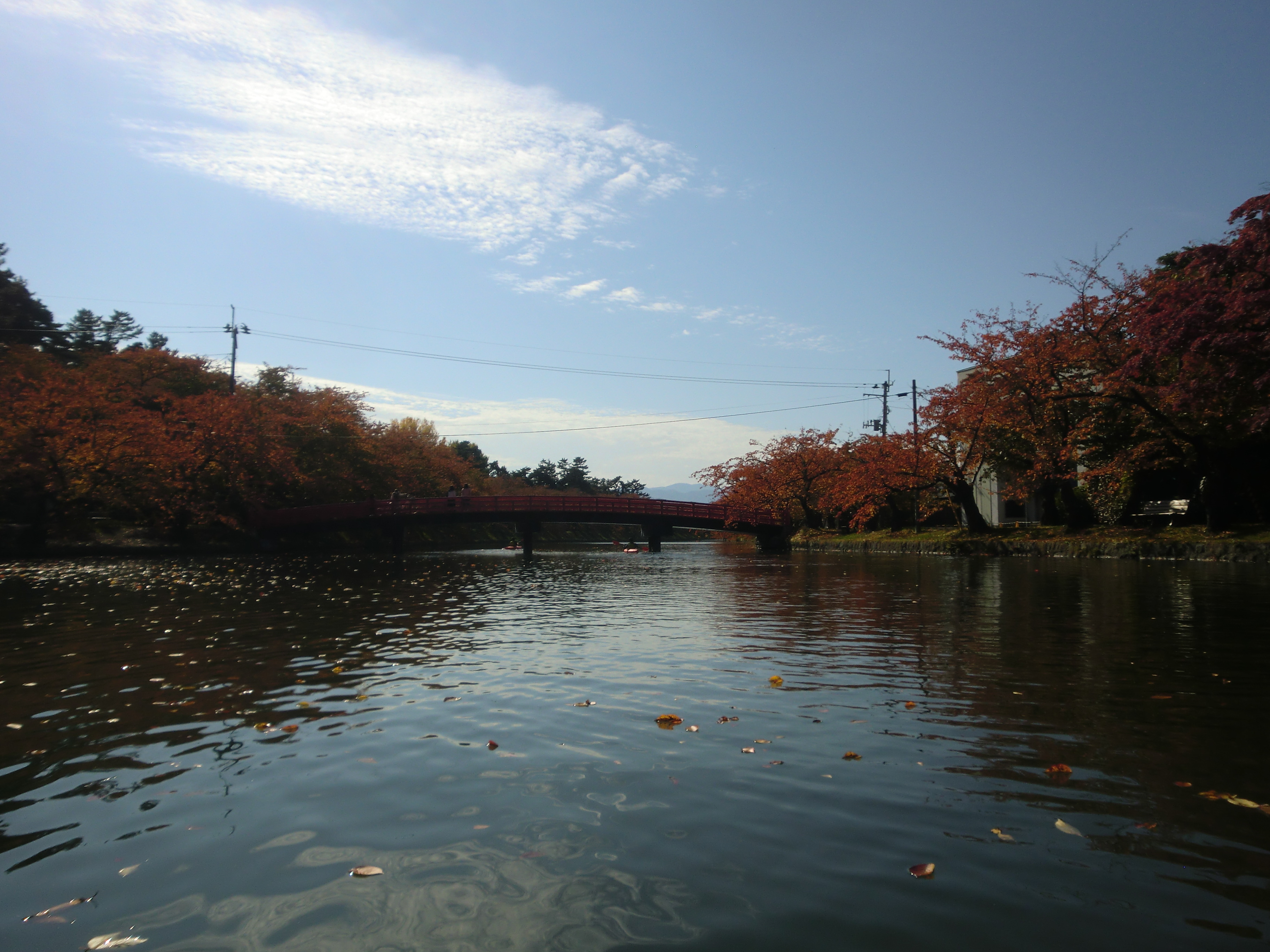 秋のカヌー体験in弘前公園