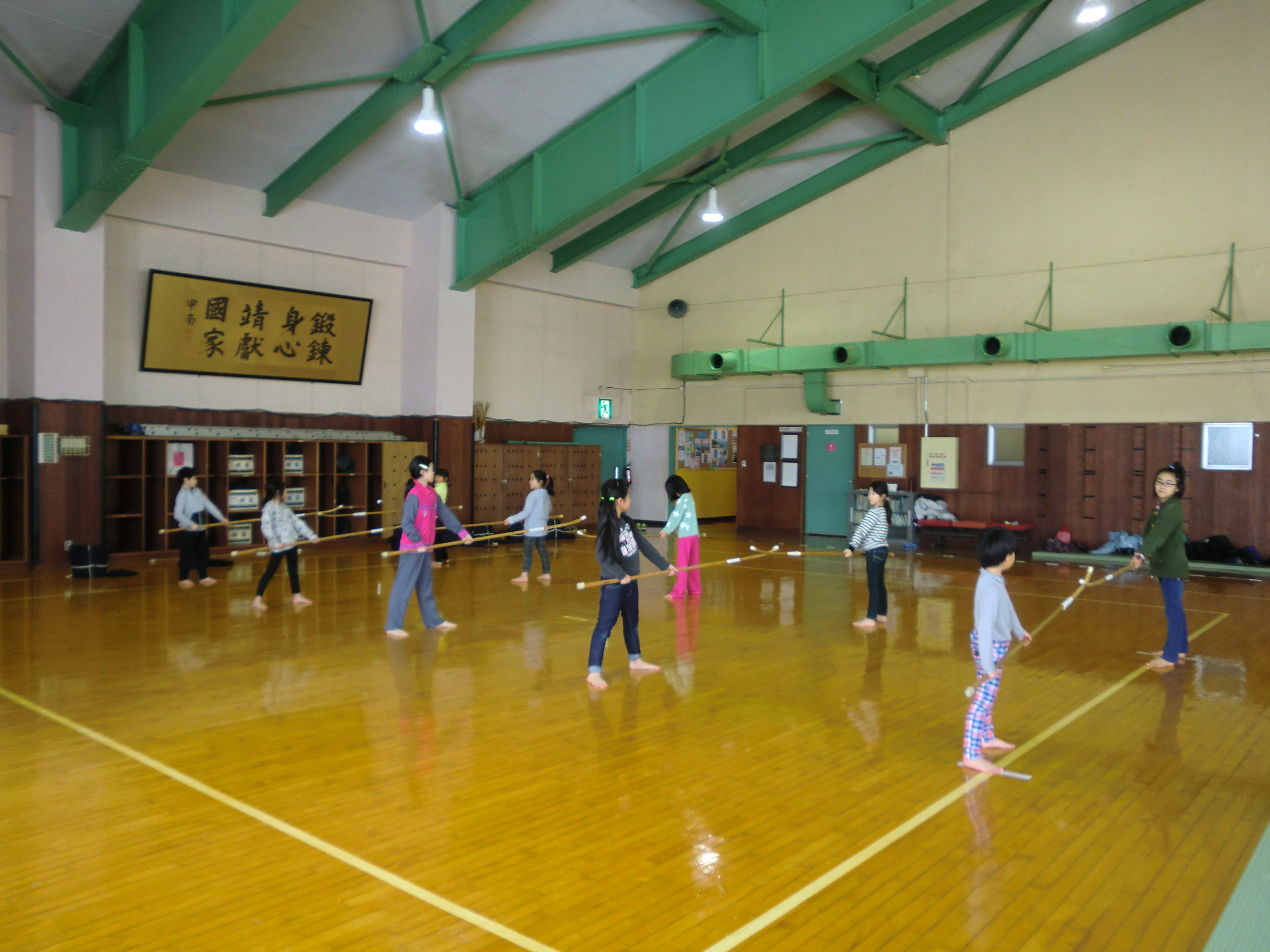 小学生の初心者なぎなた教室