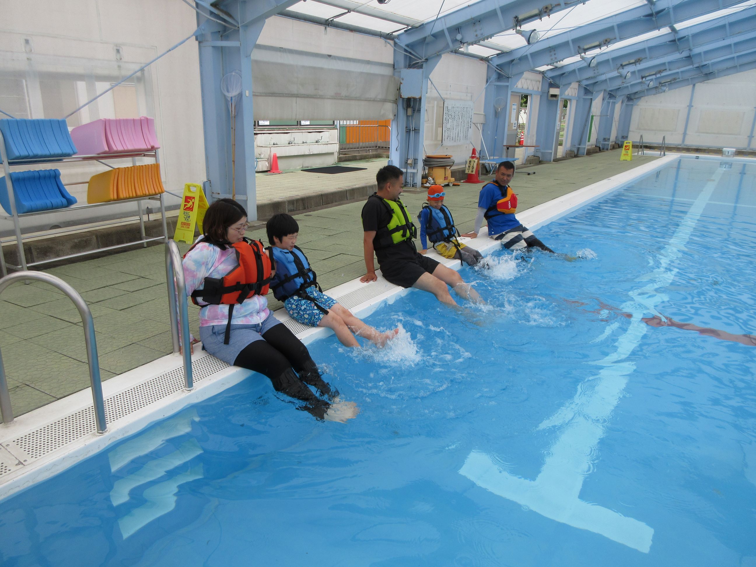 障がいのある小・中学生のB&G水に親しむ体験会