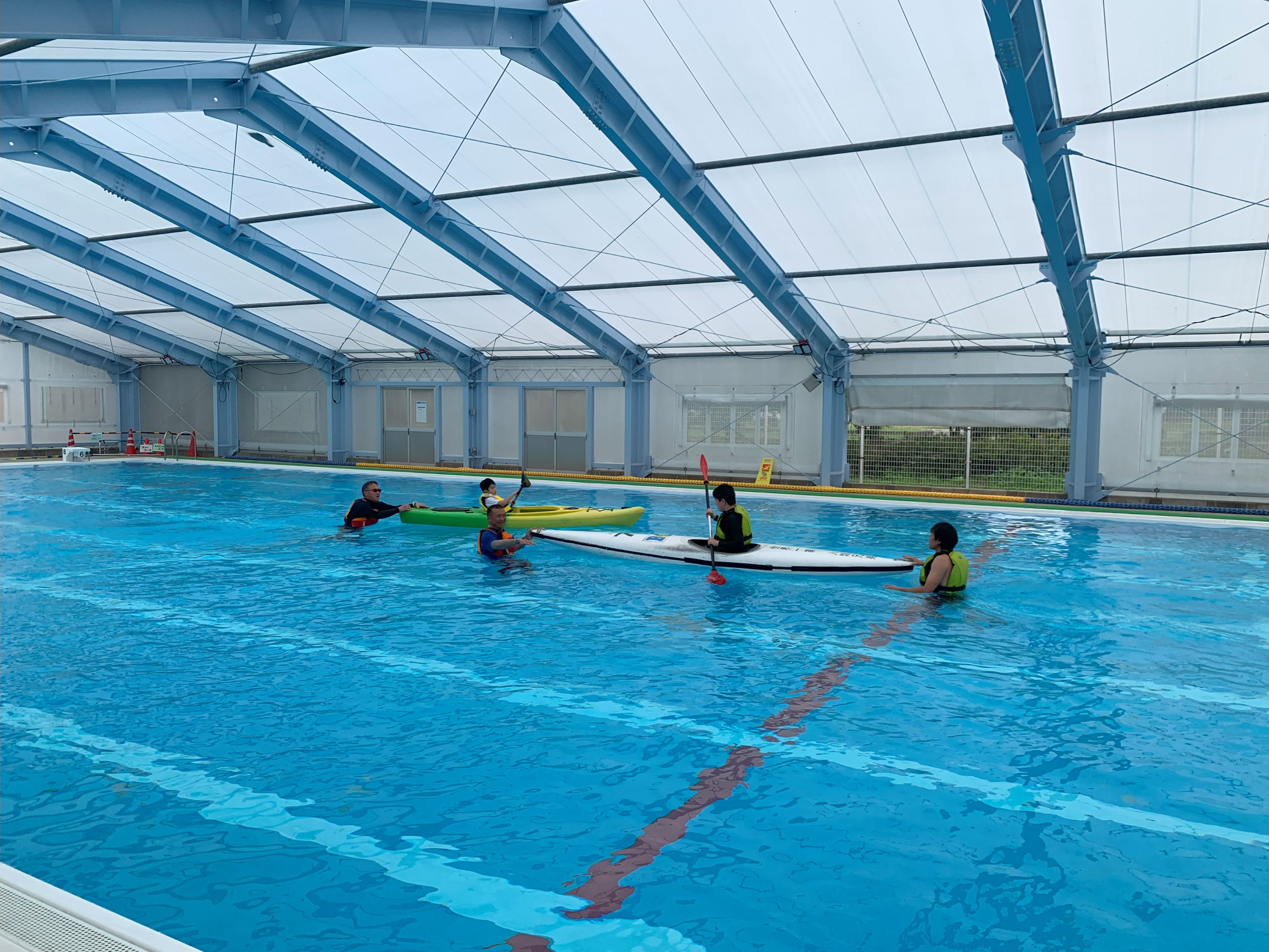 障がいのある小・中学生のB&G水に親しむ体験会