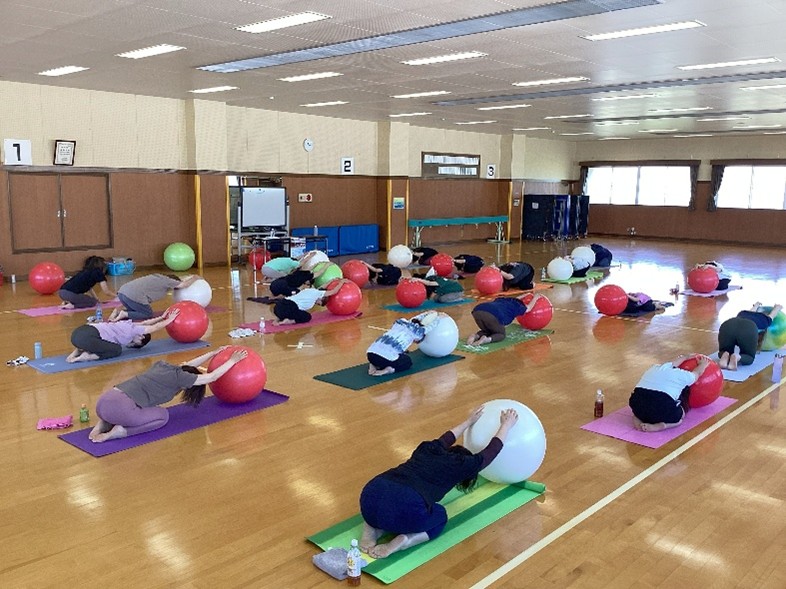 バランスボールエクササイズ③